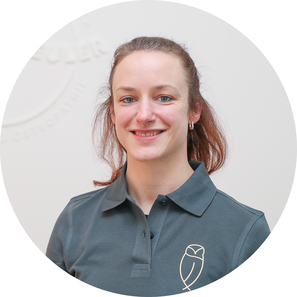 Porträt von Physiotherapeutin, Heilpraktikerin in Ausbildung, Osteopathie BAO Denise Diekmann  aus der Praxis Euler in Hannover